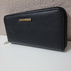Rampage Black Pebbled Zip Around Wallet Gold Hardware
